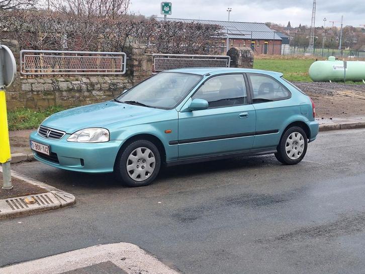 Honda civic 1.4 90cv ej9 aquamint. Boite automatique, Autos, Honda, Particulier, Achat, Civic, ABS, Airbags, Air conditionné, Verrouillage central