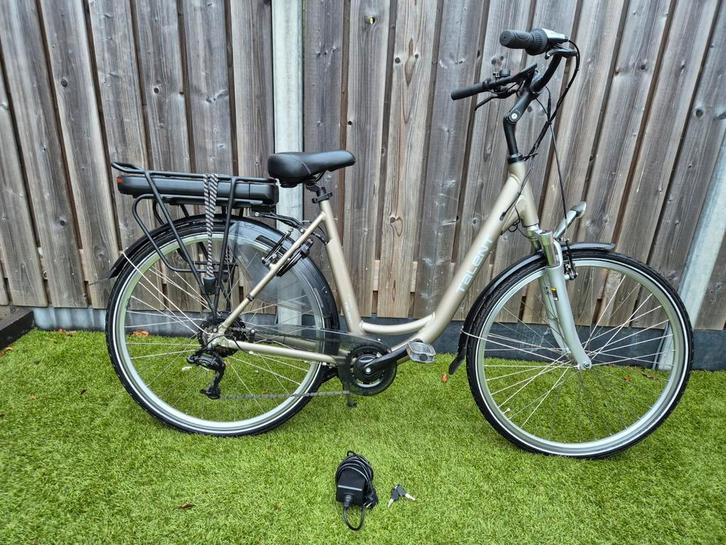 Elektrische fiets, Fietsen en Brommers, Elektrische fietsen, Zo goed als nieuw, Ophalen