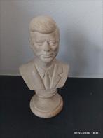 1 buste en albâtre de john Kennedy, Enlèvement