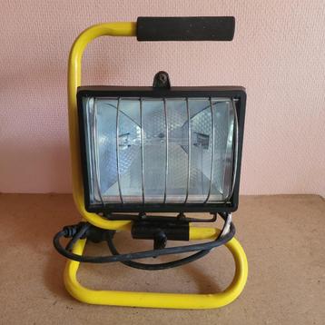 Powerplus POWLI023 Draagbare Halogeen Bouwlamp beschikbaar voor biedingen