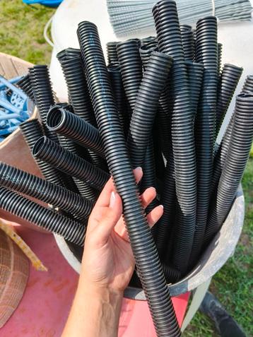 Beschermhulzen  voor vloerverwarming – voor dilatatievoegen  beschikbaar voor biedingen