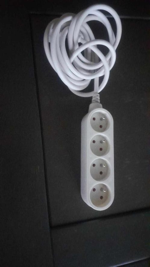 stekkerdozen, Doe-het-zelf en Bouw, Elektriciteit en Kabels, Gebruikt, Kabel of Snoer, Ophalen
