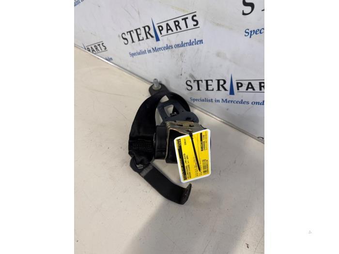 Veiligheidsgordel links-achter van een Mercedes E-Klasse, Auto-onderdelen, Interieur en Bekleding, Mercedes-Benz, Gebruikt, 3 maanden garantie