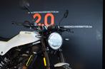 Husqvarna Vitpillen 401 korte plaathouder en sport uitlaat, Motoren, Naked bike, Bedrijf, 12 t/m 35 kW, 401 cc
