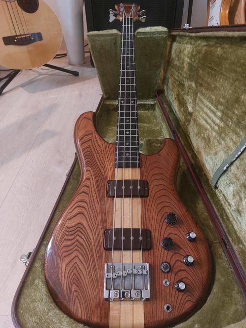 Ibanez Musician  Mc 900 Nt uit 1978, Muziek en Instrumenten, Snaarinstrumenten | Gitaren | Bas, Zo goed als nieuw, Elektrisch