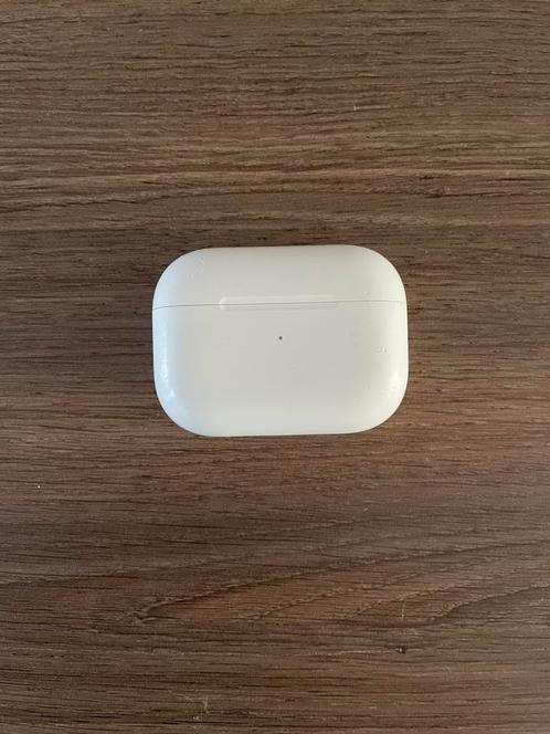 AirPods Pro 2021 (3 jaar geleden aangekocht) - P.O.T.K., Telecommunicatie, Mobiele telefoons | Oordopjes, Gebruikt, Ophalen of Verzenden