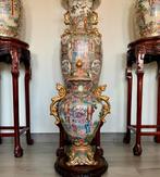 GORGEOUS COLLECTION OF VINTAGE FAMILY ROSE WITH HAND PAINTED, Ophalen