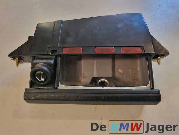 Asbak zwart BMW 7/serie E32 5-serie E34 51161908910, Auto-onderdelen, Interieur en Bekleding, BMW, Gebruikt, Ophalen of Verzenden