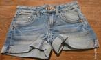 Short fille taille 104, Kinderen en Baby's, Kinderkleding | Maat 104, Ophalen, Zo goed als nieuw, Meisje