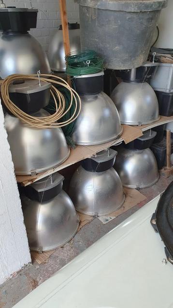 A vendre  beschikbaar voor biedingen