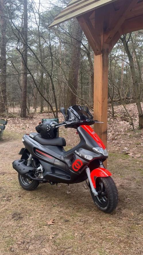 Gilera runner 180cc 4takt, Fietsen en Brommers, Scooters | Piaggio, Zo goed als nieuw, Ophalen