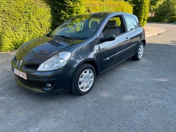 Renault Clio 1.6i 16v 51.000 km Automatique, Autos, Argent ou Gris, 4 cylindres, 179 g/km, Essence