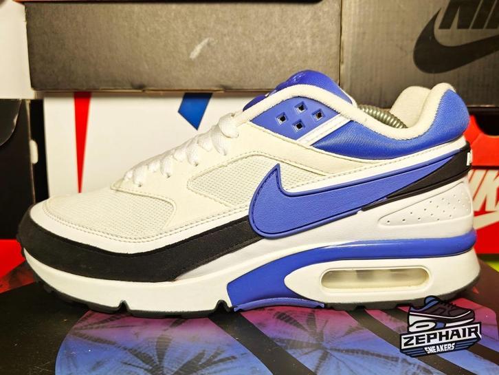 Nike Air Max Classic BW 'White/Persian Violet' EU43 2021, Kleding | Heren, Schoenen, Gedragen, Sneakers, Wit, Ophalen of Verzenden