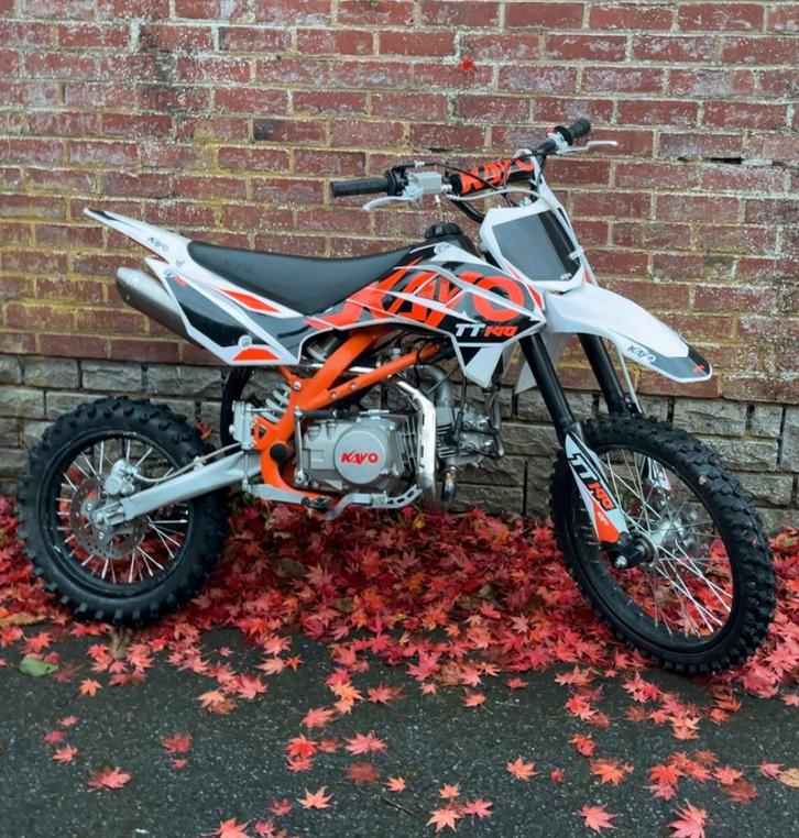 Dirtbike kayo TT140cc, Fietsen en Brommers, Brommers | Crossbrommers, Zo goed als nieuw, Ophalen