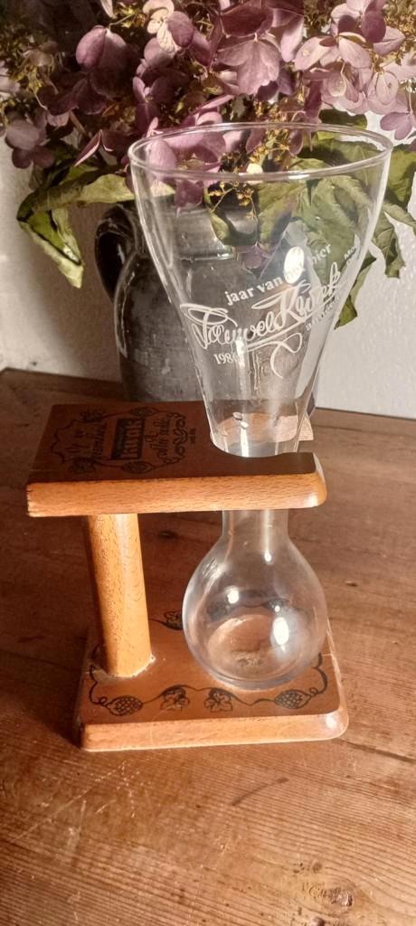 Brasserie ancien verre Kwak année de la bière 1986, Collections, Marques de bière, Comme neuf, Verre ou Verres, Autres marques