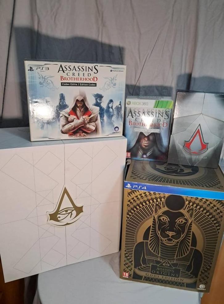 Assassin's creed divers editions collector des jeux, Verzamelen, Beelden en Beeldjes, Gebruikt, Overige typen, Ophalen