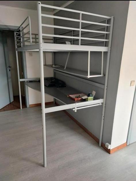 Witte metalen hoogslaper met bureau 90cm/200cm, Huis en Inrichting, Slaapkamer | Stapelbedden en Hoogslapers, Zo goed als nieuw