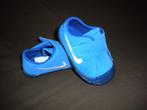 nieuwe  nike babypantoffeltjes, Kinderen en Baby's, Babykleding | Schoentjes en Sokjes, Ophalen, Slofjes, Jongetje of Meisje, Nieuw