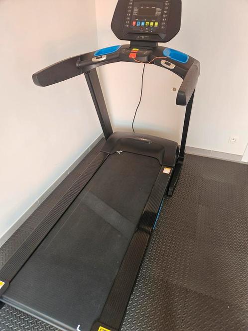 Airun Z loopband, Sport en Fitness, Fitnessapparatuur, Zo goed als nieuw, Loopband, Ophalen