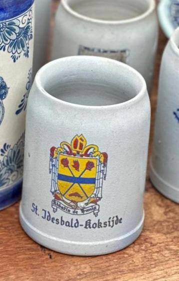 Stenen beker beschikbaar voor biedingen