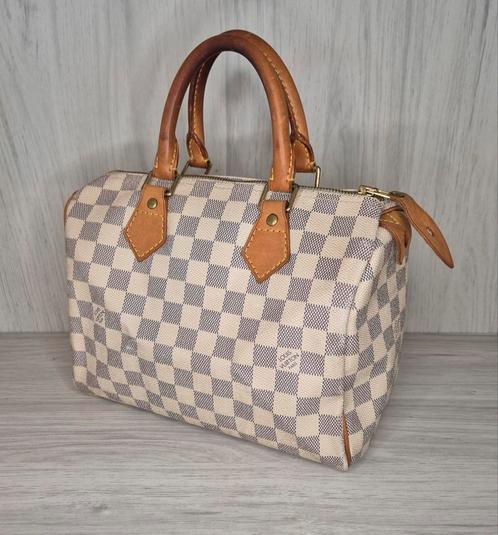 Louis Vuitton Speedy 25 Damier Azur in zeer goede staat, Handtassen en Accessoires, Tassen | Damestassen, Gebruikt, Handtas, Wit