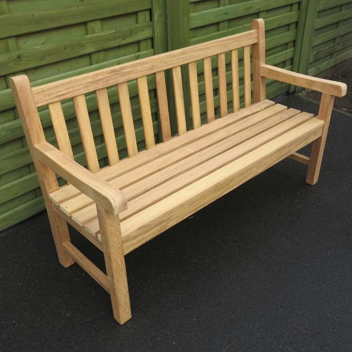 Te koop klassieke teak tuinbank mooie prijs, Tuin en Terras, Tuinbanken, Nieuw, Teakhout, Ophalen
