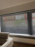 Gordijnen, Huis en Inrichting, Stoffering | Gordijnen en Lamellen, Ophalen, Zo goed als nieuw, Zwart