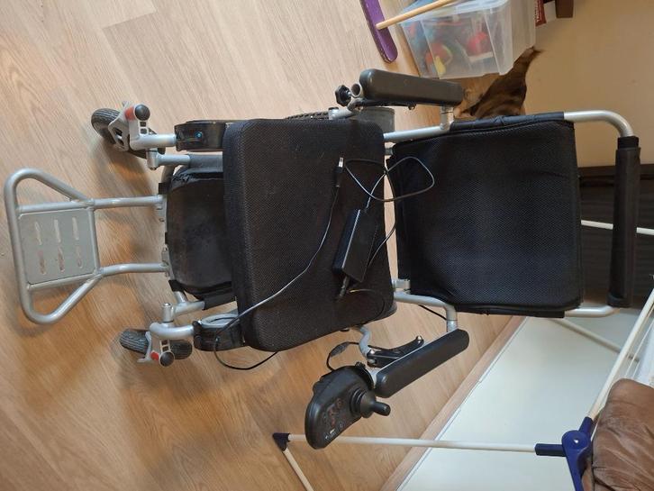 Elektrische rolstoel Mobiscoot, Diversen, Rolstoelen, Zo goed als nieuw, Elektrische rolstoel, Inklapbaar, Ophalen