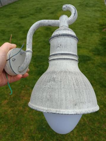 Grote buitenlamp klassiek  beschikbaar voor biedingen
