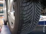 5x Michelin Pilot Alpin 5. 235/55/R17. Mercedes Vito, 17 pouces, Pneu(s), 235 mm, Enlèvement