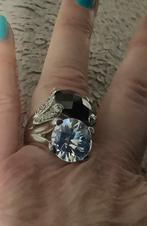 Swarovski ring Toi et Moi, Handtassen en Accessoires, Ophalen, Zo goed als nieuw