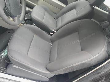 INTERIEUR COMPLET Renault Twingo II (CN) (01-2007/09-2014), Utilisé, Renault