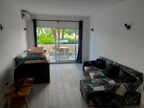 Te huur: Appartement in Benalmádena, Vakantie, Vakantiehuizen | Spanje, Costa del Sol, Appartement, Overige, Aan zee, 1 slaapkamer