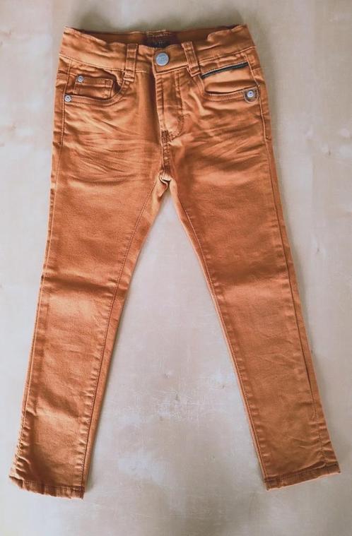 Mooie cognac jeansbroek Someone, maat 116, Enfants & Bébés, Vêtements enfant | Taille 116, Comme neuf, Garçon, Pantalon, Enlèvement ou Envoi