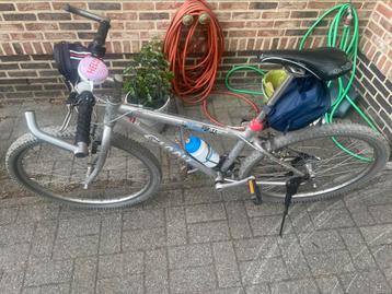 Gave die hard mountainbike mtb atb van Giant beschikbaar voor biedingen
