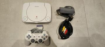 PlayStation 1 Slim - In perfecte staat + 5 games!