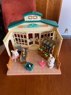 Sylvanian  5315  Le supermarché avec 2 personnages., Enfants & Bébés, Jouets | Maisons de poupées, Maison de poupées, Utilisé