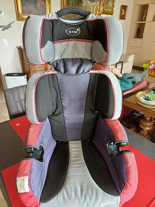 Autostoeltje Zeer weinig gebruikt omdat het kindje af en toe, Kinderen en Baby's, Kinderkamer | Tafels en Stoelen, Zo goed als nieuw