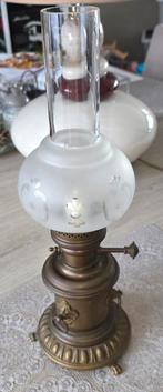 Een kerosinelamp die zonder kabels in elektriciteit wordt om, Ophalen