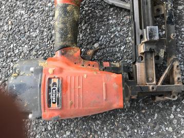 2 niet pistolen op druk -- KOOPJES  beschikbaar voor biedingen