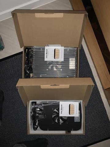 Prijs voor de 2 stuks LED (600W equivalent groeilicht) beschikbaar voor biedingen
