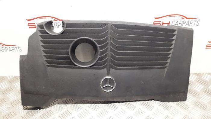Plaque de protection moteur d'un Mercedes B-Klasse, Autos : Pièces & Accessoires, Carrosserie & Tôlerie, Mercedes-Benz, Utilisé
