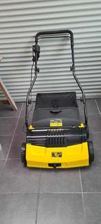 kunstgras borstel, Tuin en Terras, Veegmachines, Ophalen, Zo goed als nieuw, GARLAND