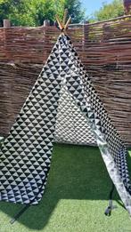 Speeltent tipi zwart/wit, Ophalen, Gebruikt