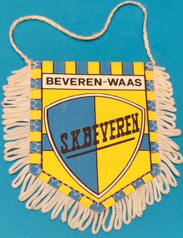 SK Beveren 1980s prachtig vintage vaantje voetbal

Zeldzaam
