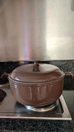 kookpot le creuset, Huis en Inrichting, Ophalen, Zo goed als nieuw, Gietijzer, Kookpan of Snelkookpan