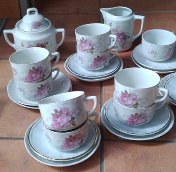 1 service à café au choix beschikbaar voor biedingen