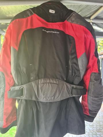 Equipement moto beschikbaar voor biedingen