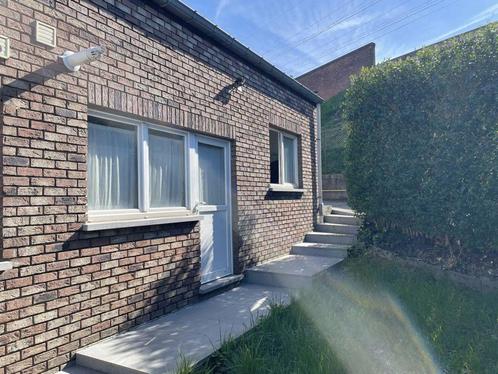 Maison à vendre à Charleroi, 1 chambre, Immo, Huizen en Appartementen te koop, Vrijstaande woning