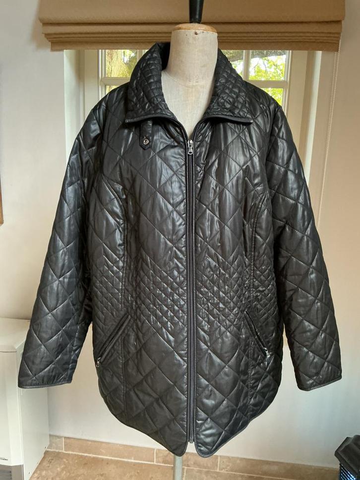 Gewatteerde j, Kleding | Dames, Jassen | Winter, Zo goed als nieuw, Maat 46/48 (XL) of groter, Zwart, Ophalen of Verzenden